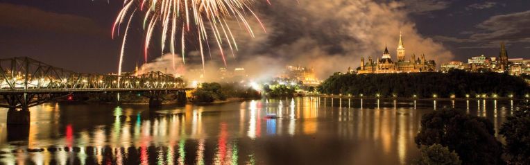 1600x500-Canada-Day-Fireworks-Ottawa-River-credit-Canadian-Tourism-Commission 2